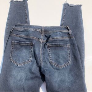 maurices dark wash skinny jeans/jeggings!